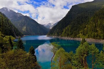 China_Mountains_Lake_446537